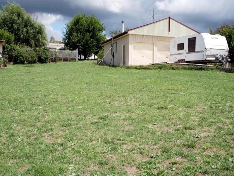 25 Camden Street, Binalong NSW 2584