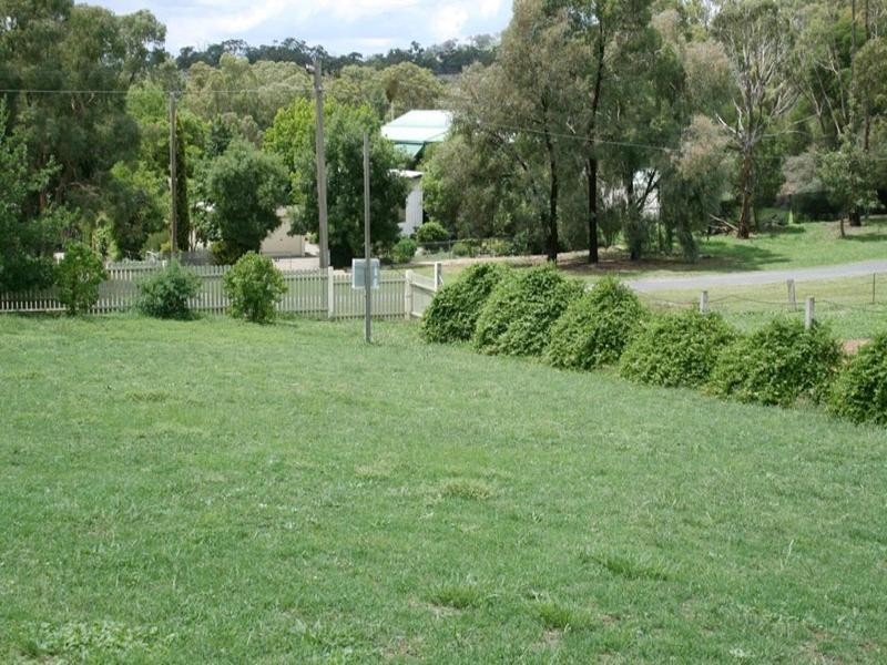 25 Camden Street, Binalong NSW 2584