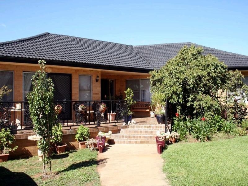 24 Plunkett Street, Yass NSW 2582