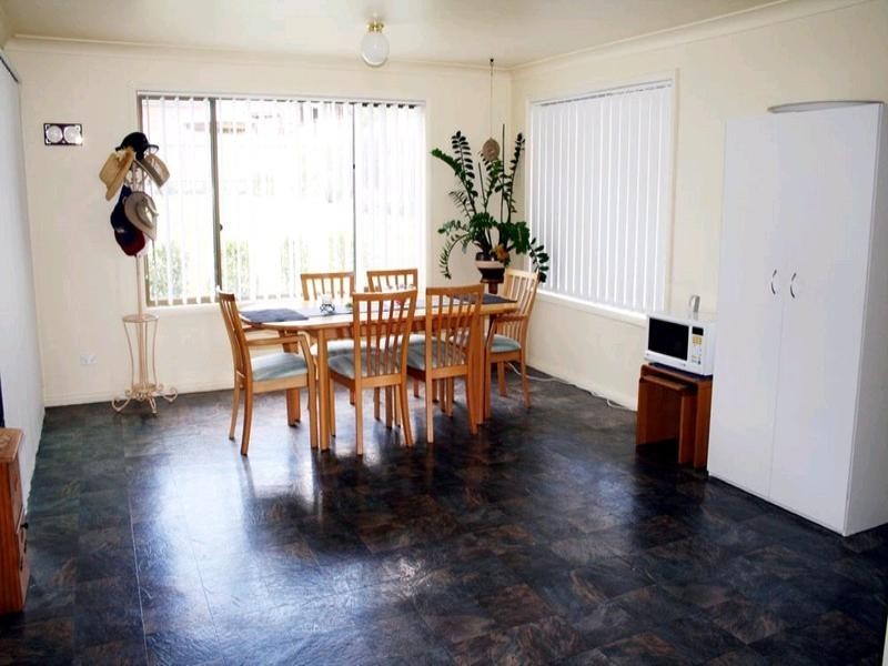 22 Shantalla Crescent, Yass NSW 2582