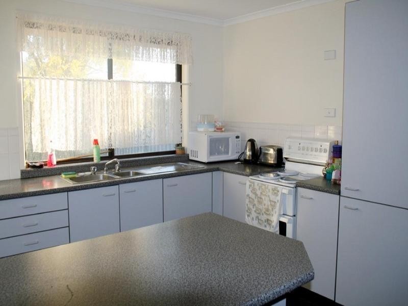15a Plunkett Street, Yass NSW 2582