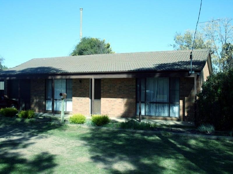 15a Plunkett Street, Yass NSW 2582