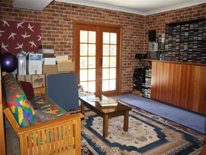 30 Taylor Place, Queanbeyan NSW 2620