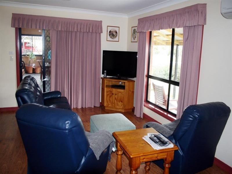 16 River Avenue, Yass NSW 2582