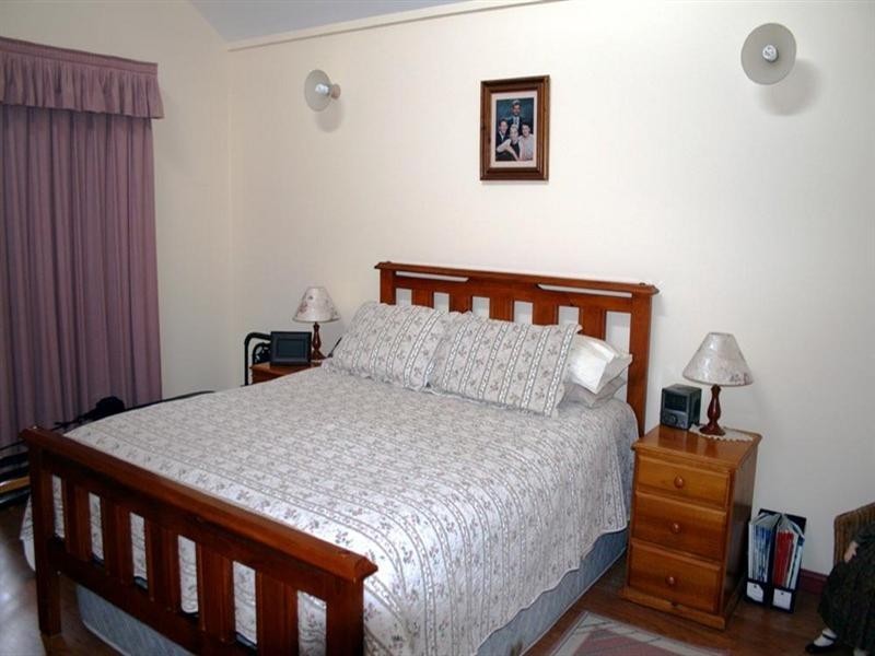 16 River Avenue, Yass NSW 2582