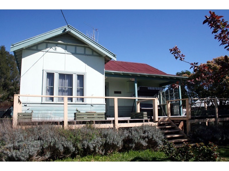 1 Raven Street, Yass NSW 2582