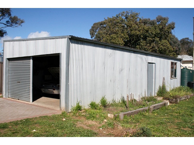 1 Raven Street, Yass NSW 2582