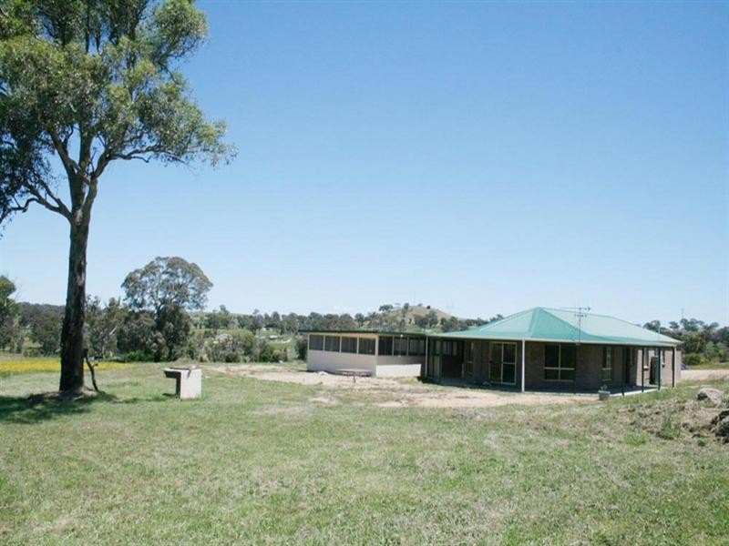 123 Zouch Road, Yass NSW 2582