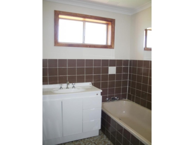 25 Meehan Street, Yass NSW 2582