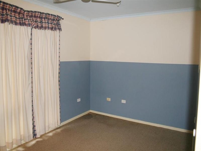 10a Demestre Street, Yass NSW 2582