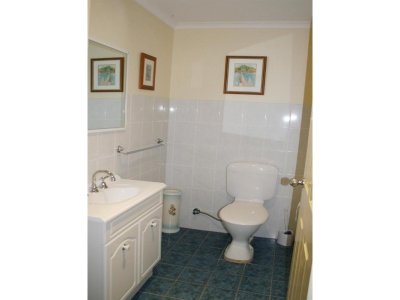 10a Demestre Street, Yass NSW 2582