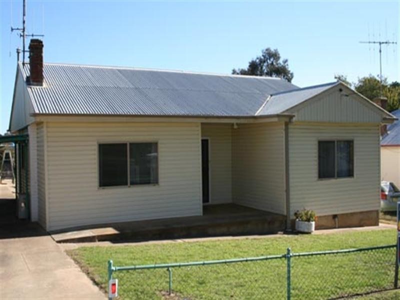 23 Demestre Street, Yass NSW 2582