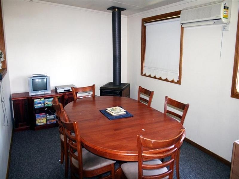 11 Monteagle Street, Binalong NSW 2584