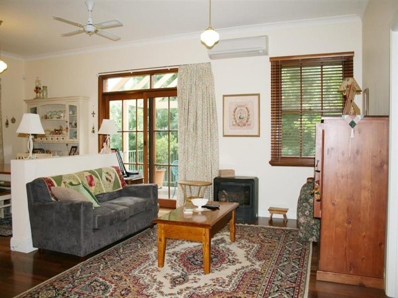 8a Shearsby Crescent, Yass NSW 2582