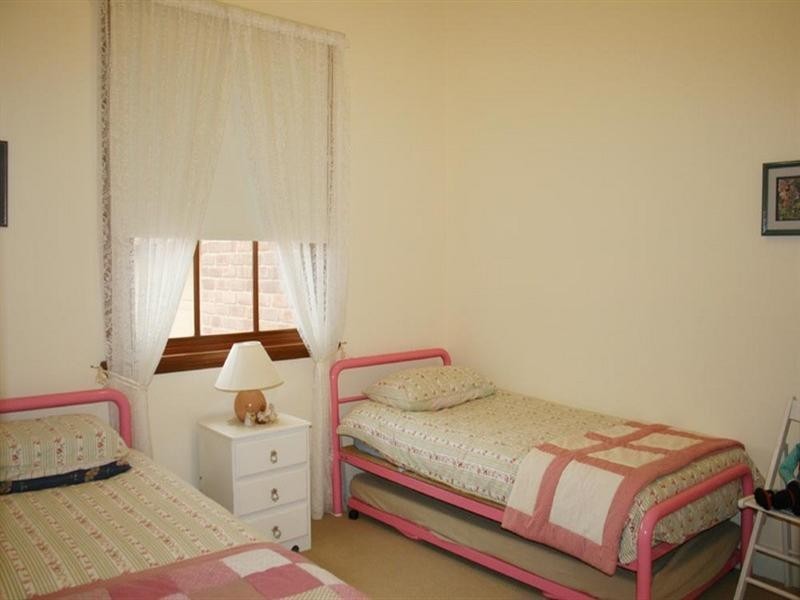 8a Shearsby Crescent, Yass NSW 2582