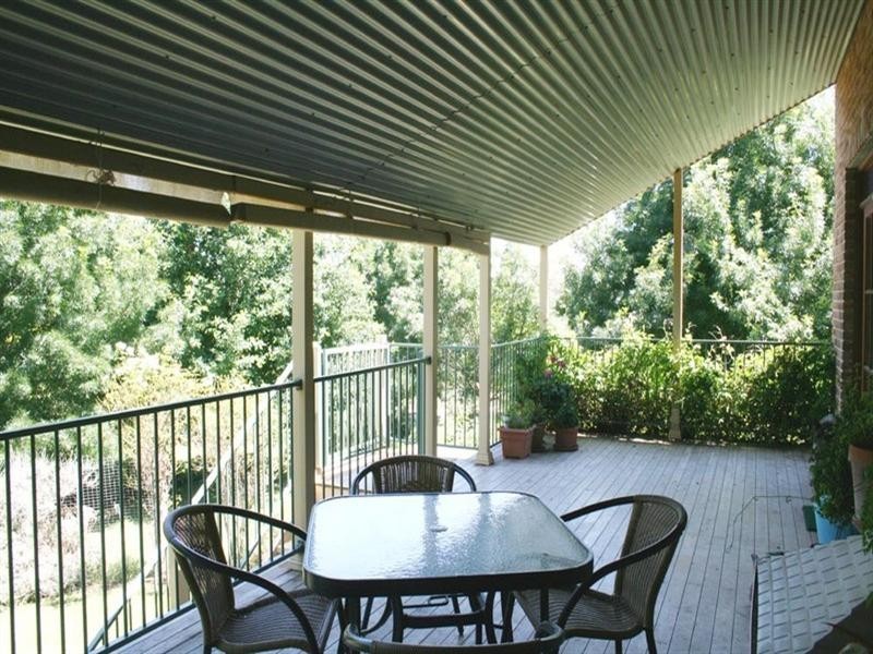 8a Shearsby Crescent, Yass NSW 2582