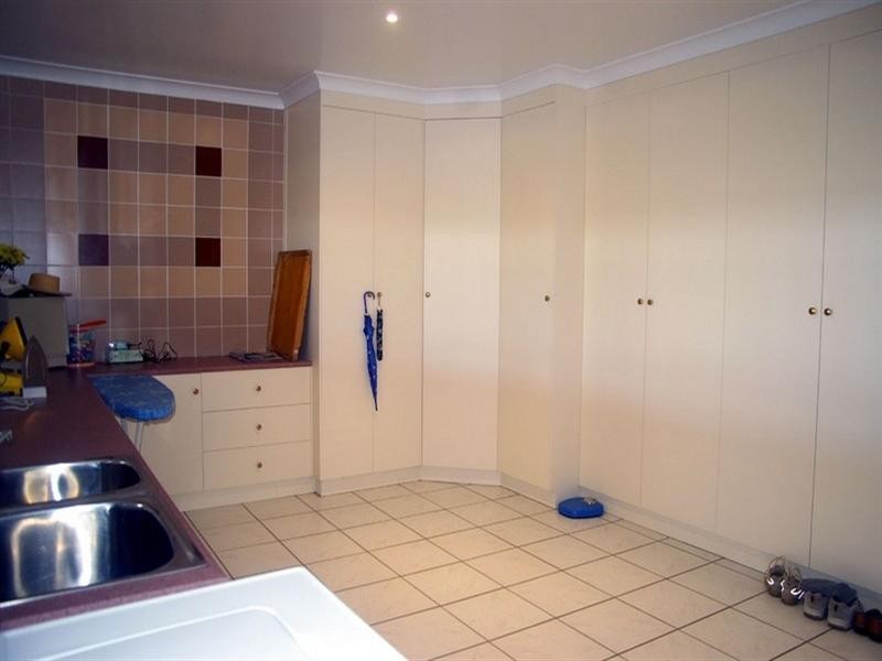 19 Shearsby Crescent, Yass NSW 2582