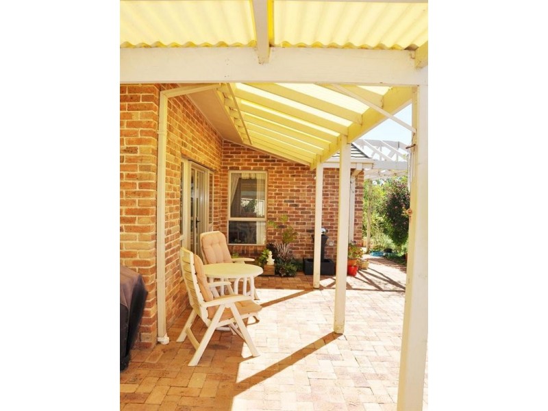 6 Merriman Drive, Yass NSW 2582