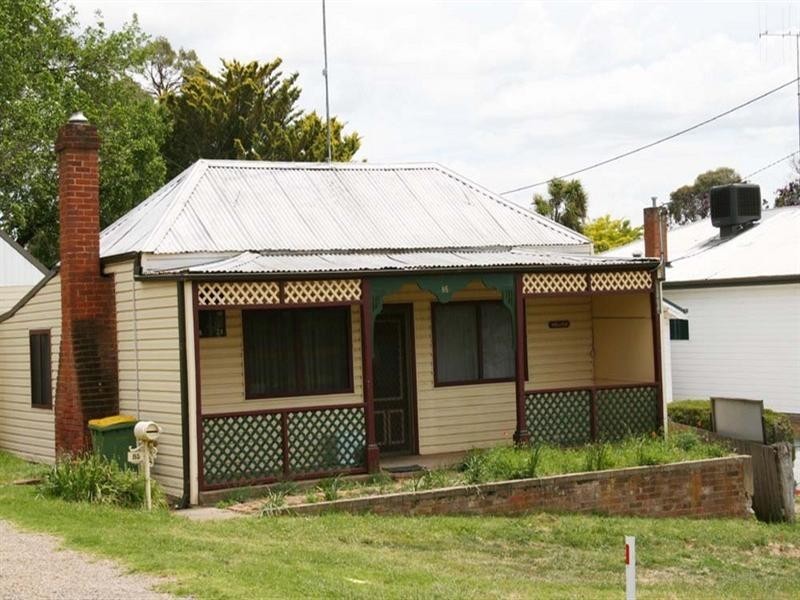 85 Rossi Street, Yass NSW 2582