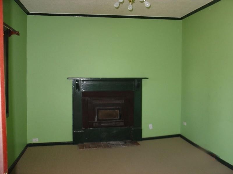 85 Rossi Street, Yass NSW 2582
