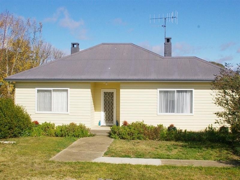 87 Pritchett Street, Yass NSW 2582