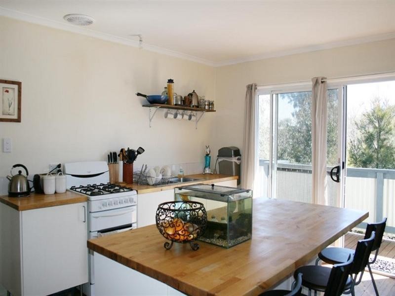 7 Monteagle Street, Binalong NSW 2584