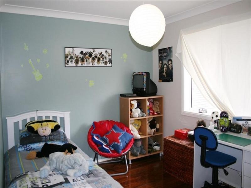 4 Clifton Place, Yass NSW 2582