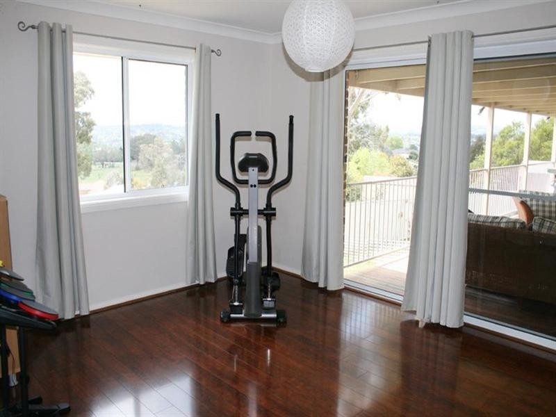 4 Clifton Place, Yass NSW 2582