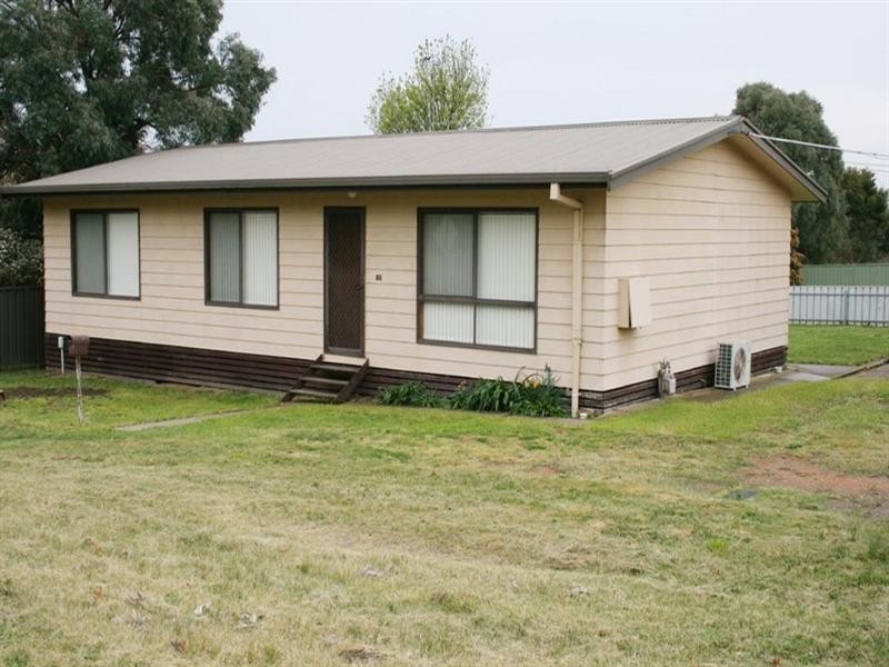 12 Castor Street, Yass NSW 2582