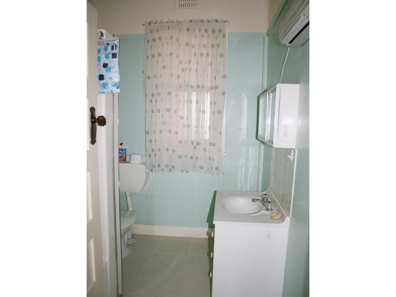 30 Mont Street, Yass NSW 2582