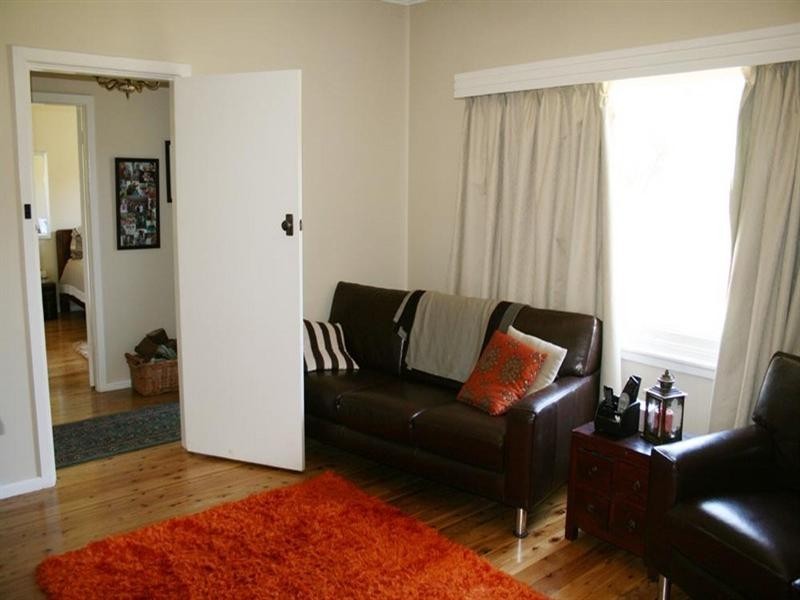 22 Shaw Street, Yass NSW 2582