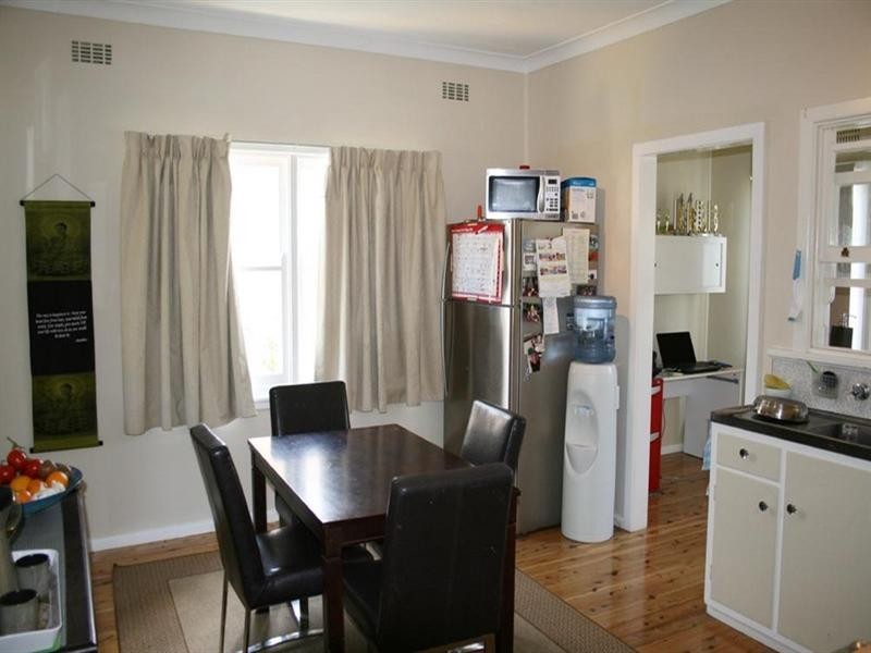 22 Shaw Street, Yass NSW 2582