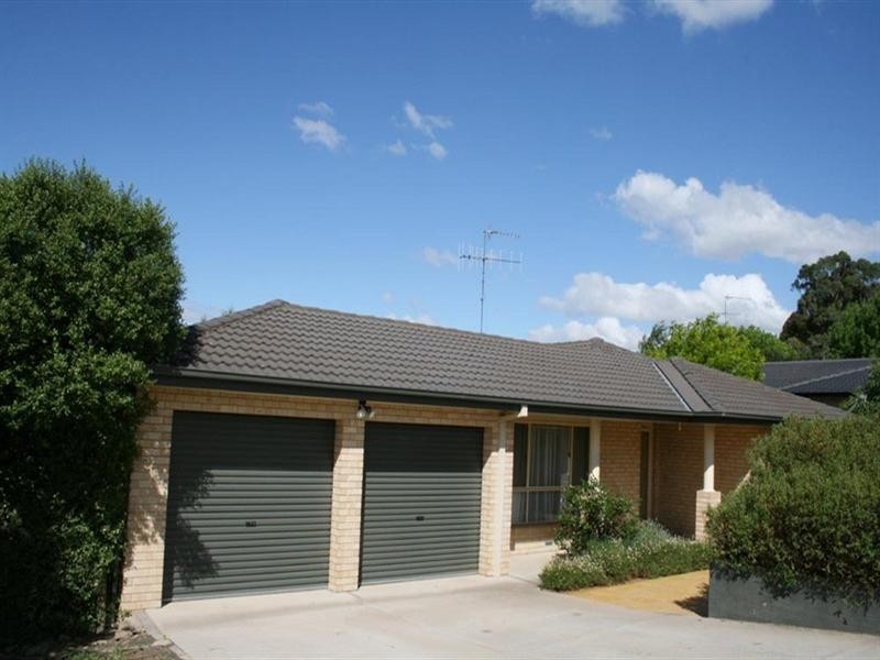 6 Brennan Street, Yass NSW 2582