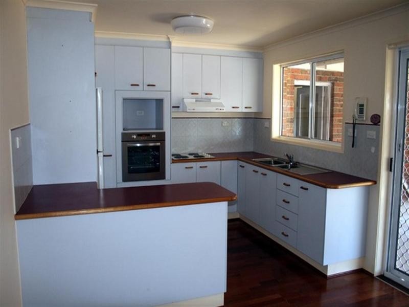 29 Mcbean Parade, Yass NSW 2582