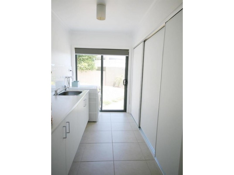 9 Wilson Place, Yass NSW 2582