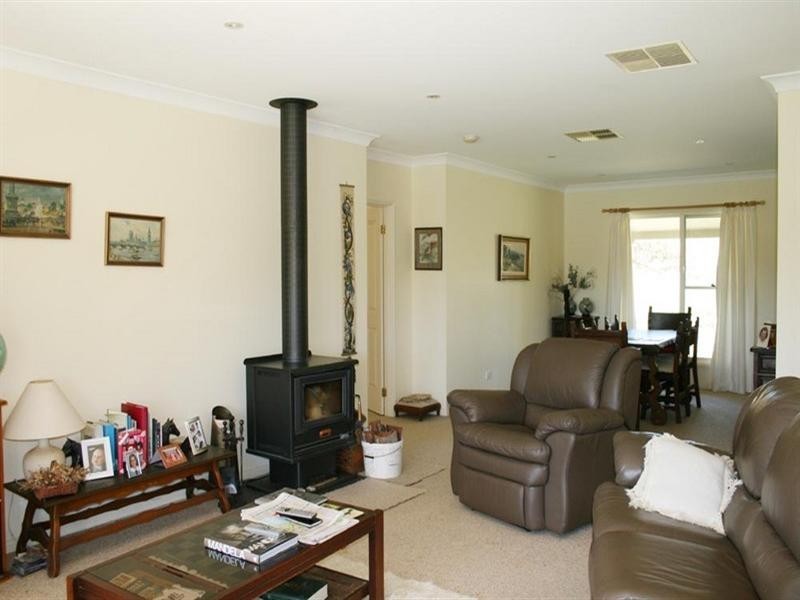 484 Walls Junction Road, Yass NSW 2582