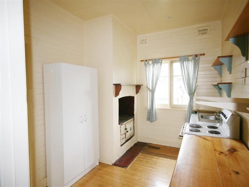 6 Shaw Street, Yass NSW 2582