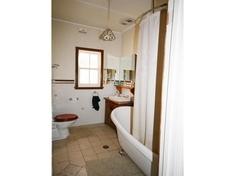 11 Pollux Street, Yass NSW 2582