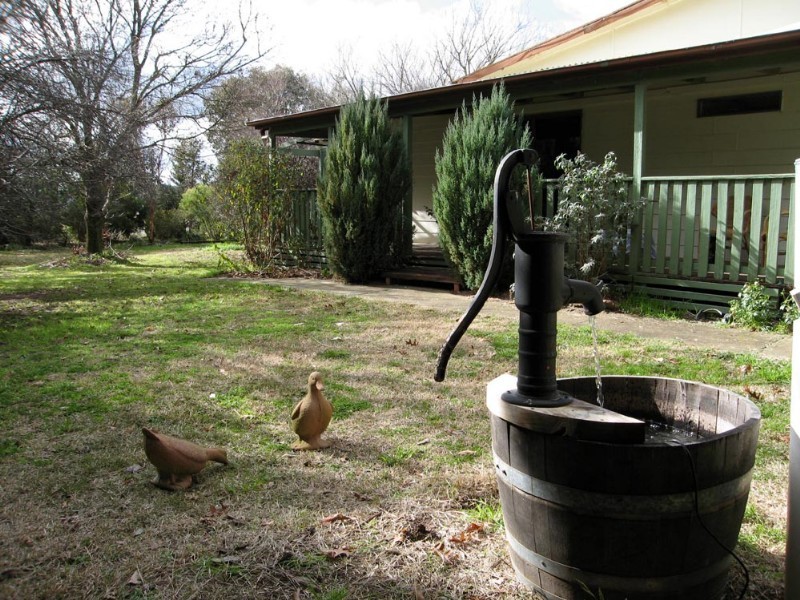 438 Plains Road, Hoskinstown NSW 2621