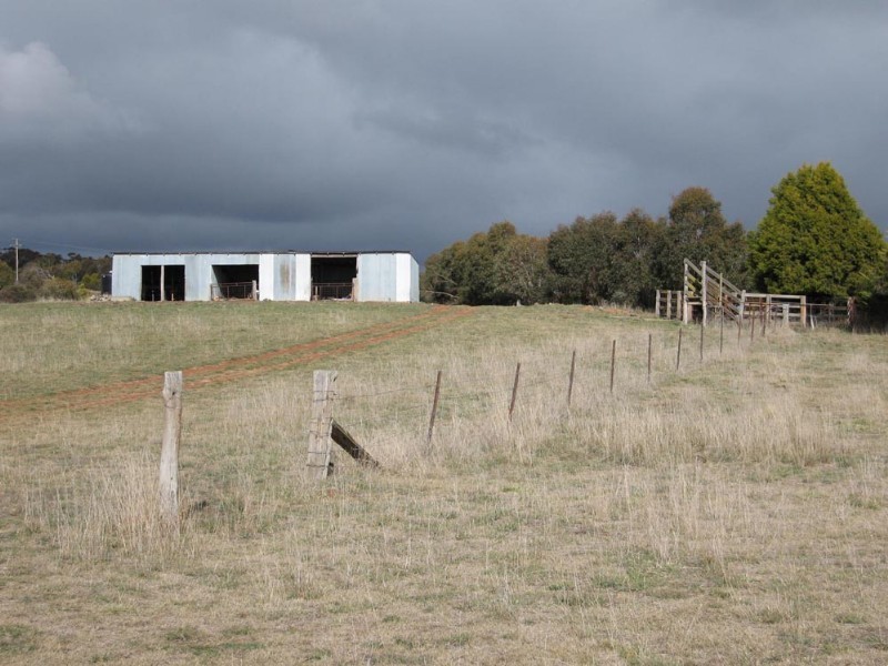 438 Plains Road, Hoskinstown NSW 2621