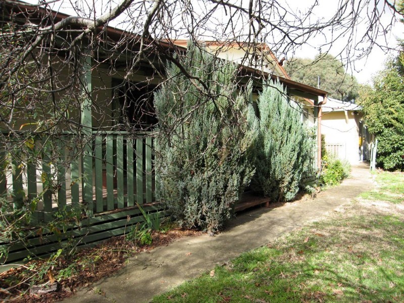 438 Plains Road, Hoskinstown NSW 2621