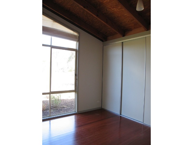 22 Reedy Creek Place, Wamboin NSW 2620