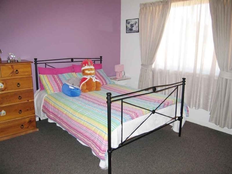 18 Birch Drive, Bungendore NSW 2621