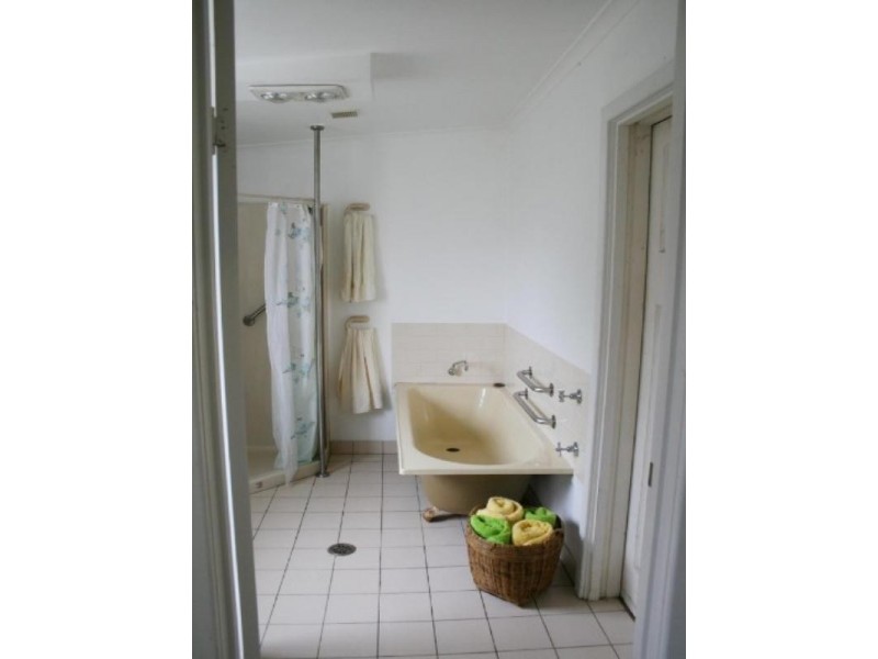 352 Rossi Road, Hoskinstown NSW 2621