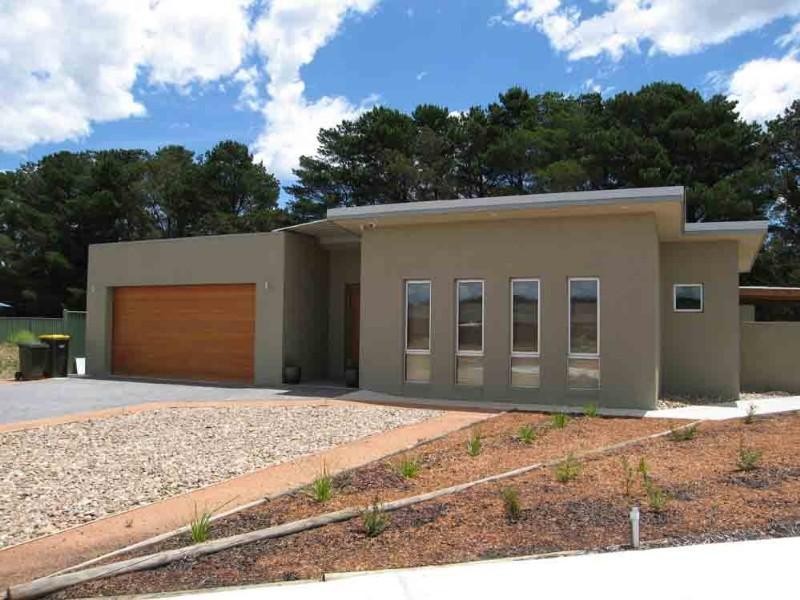 18 Day Circuit, Bungendore NSW 2621