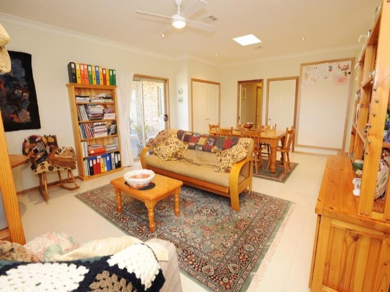 56 Day Circuit, Bungendore NSW 2621