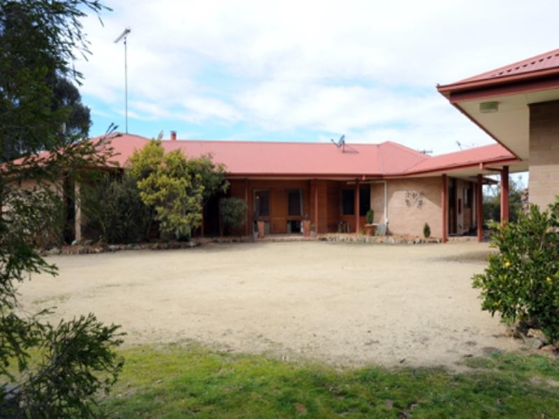 723 Lake Road, Bungendore NSW 2621
