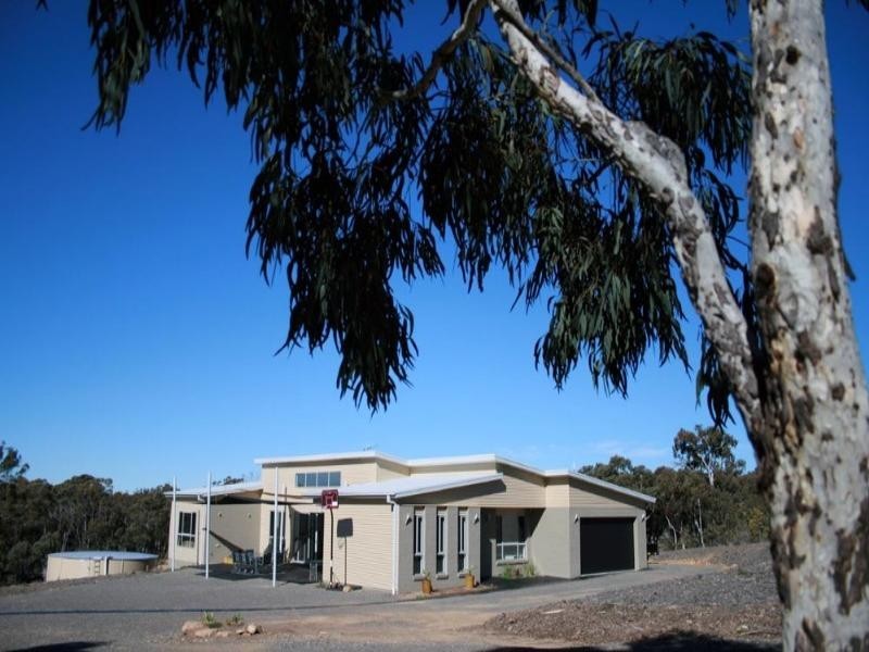 379 Denley Drive, Wamboin NSW 2620