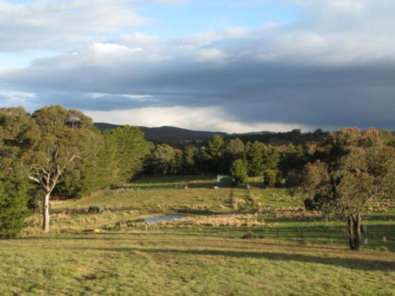 70 Wyoming Road, Bywong NSW 2621