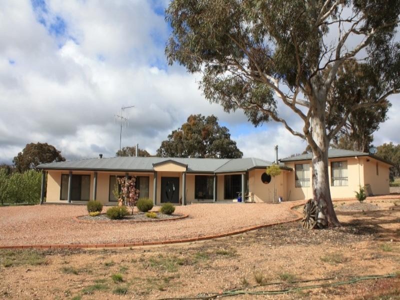 18 Collingwood Close, Bungendore NSW 2621